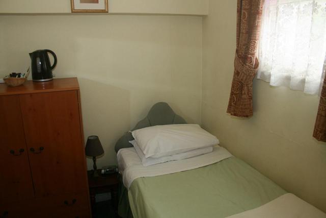 The Knoll Guesthouse Newport  Kamer foto