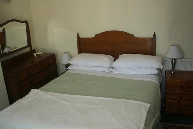 The Knoll Guesthouse Newport  Kamer foto